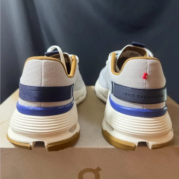 On Running Running Women’s Cloudnova Form 2 Sneakers in White & Blue BNIB Size8 - Picture 4 of 7